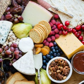 How to Build an Epic Cheese Board